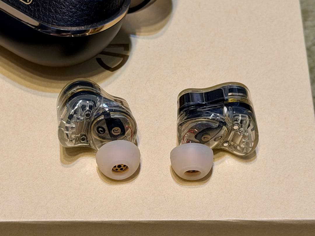 美品 SOUNDPEATS H3 ワイヤレスイヤホン