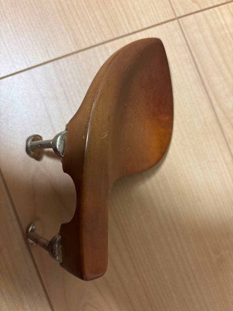 バイオリン用顎当て　Alexander Accessories
