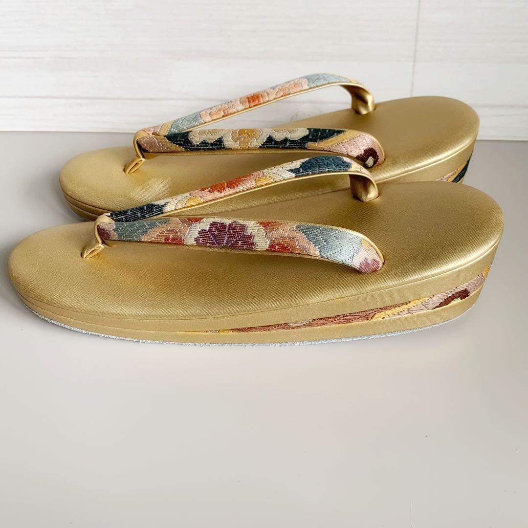 ★新品★高級希少　豪華 手刺繍の草履バッグセット　草履訳あり　礼装　留袖　成人式