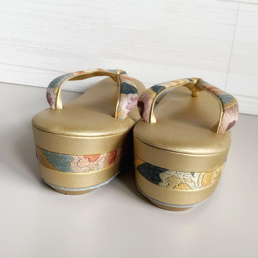 ★新品★高級希少　豪華 手刺繍の草履バッグセット　草履訳あり　礼装　留袖　成人式