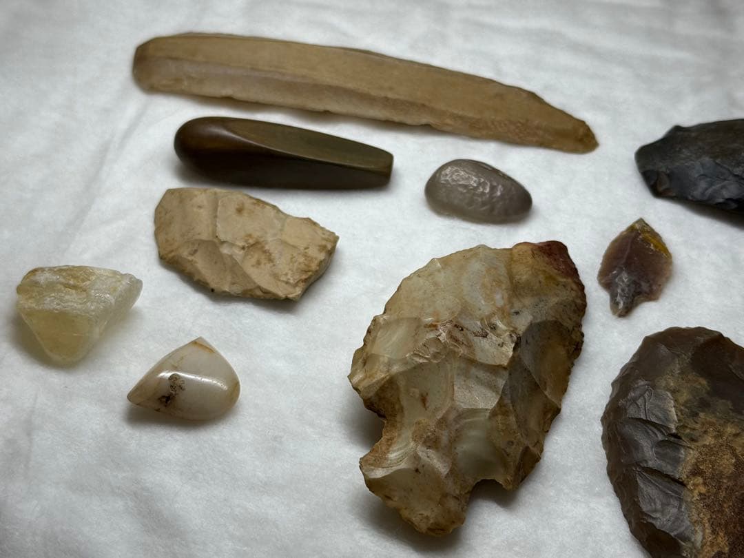 T54 古代コレクション 石器時代 矢尻 石斧 発掘収集品 矢尻全長7.3㎝