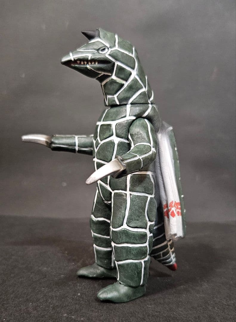 ウルトラ怪獣ソフビ　怪彗星ツイフォン　リペイント完成品