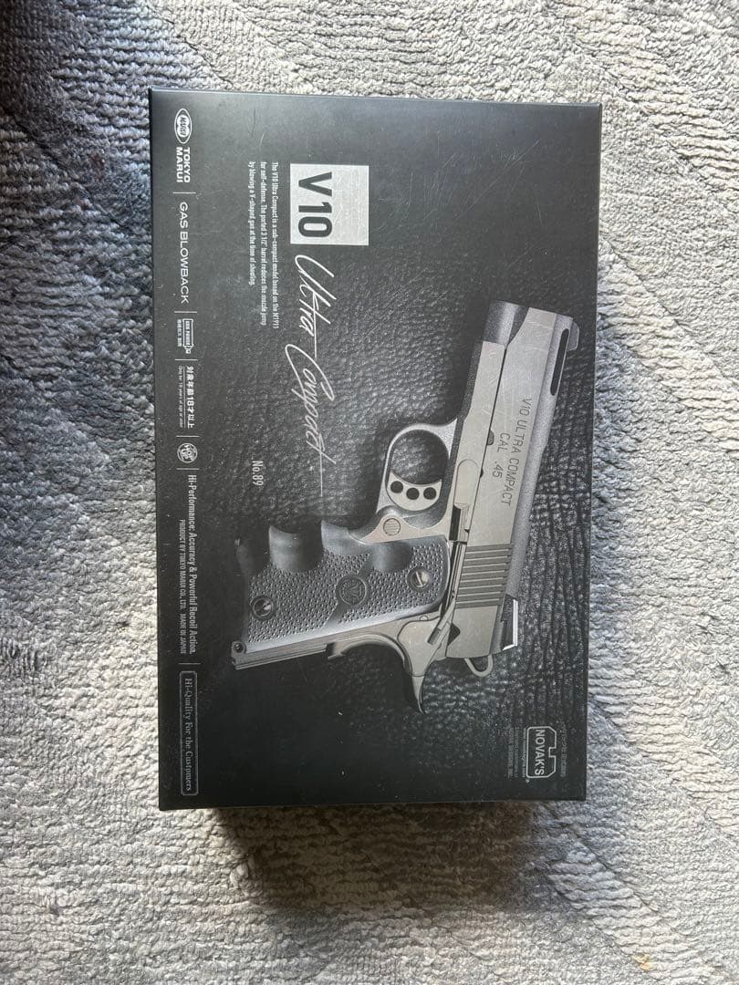 V10 Ultra Compact ガスガン