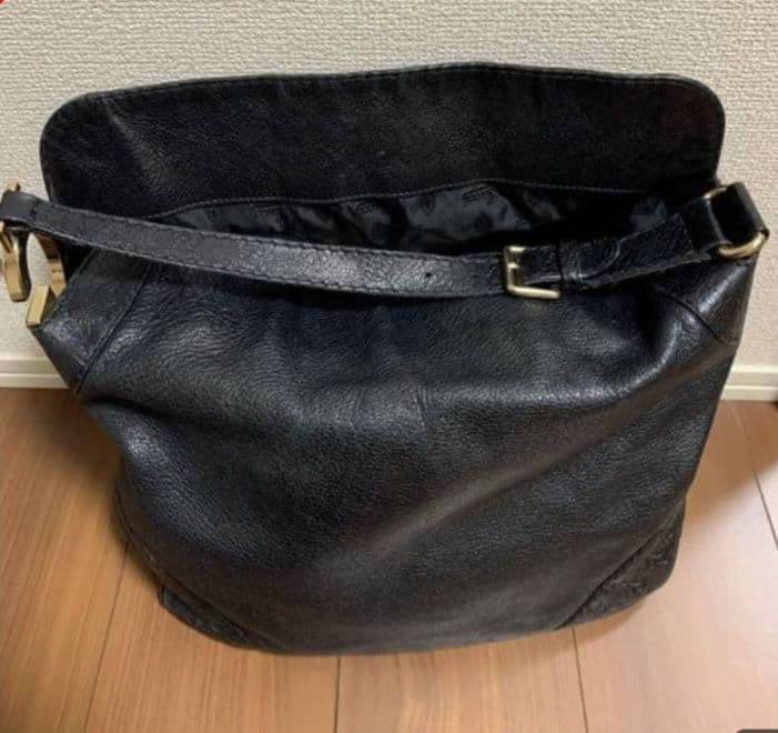 ☆GUCCI☆ブラックレザー.ワンショルダーバッグ☆