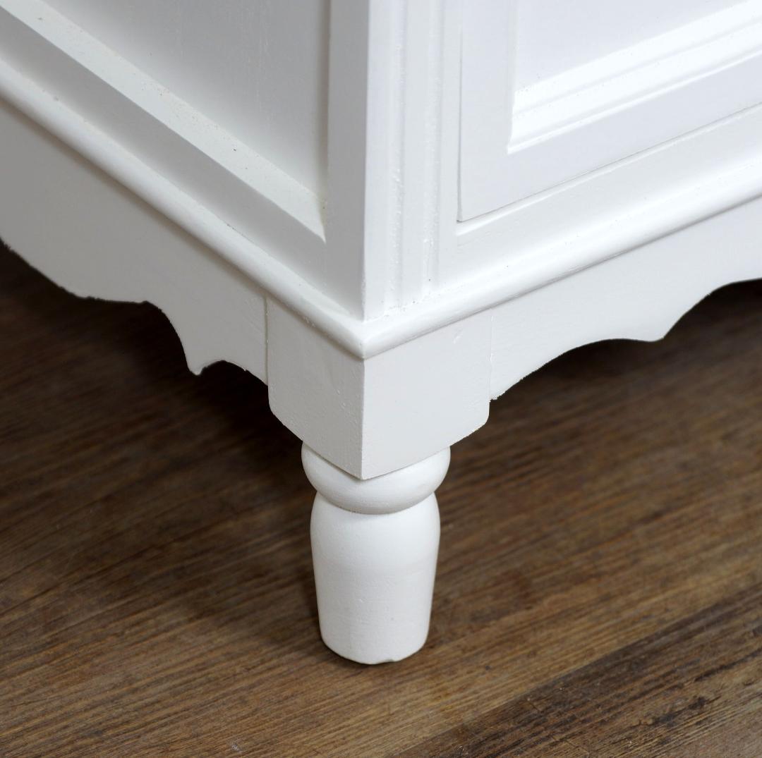 【新品・未使用】ヨーロピアン調　チェスト　４段　洋タンス　箪笥　完成品