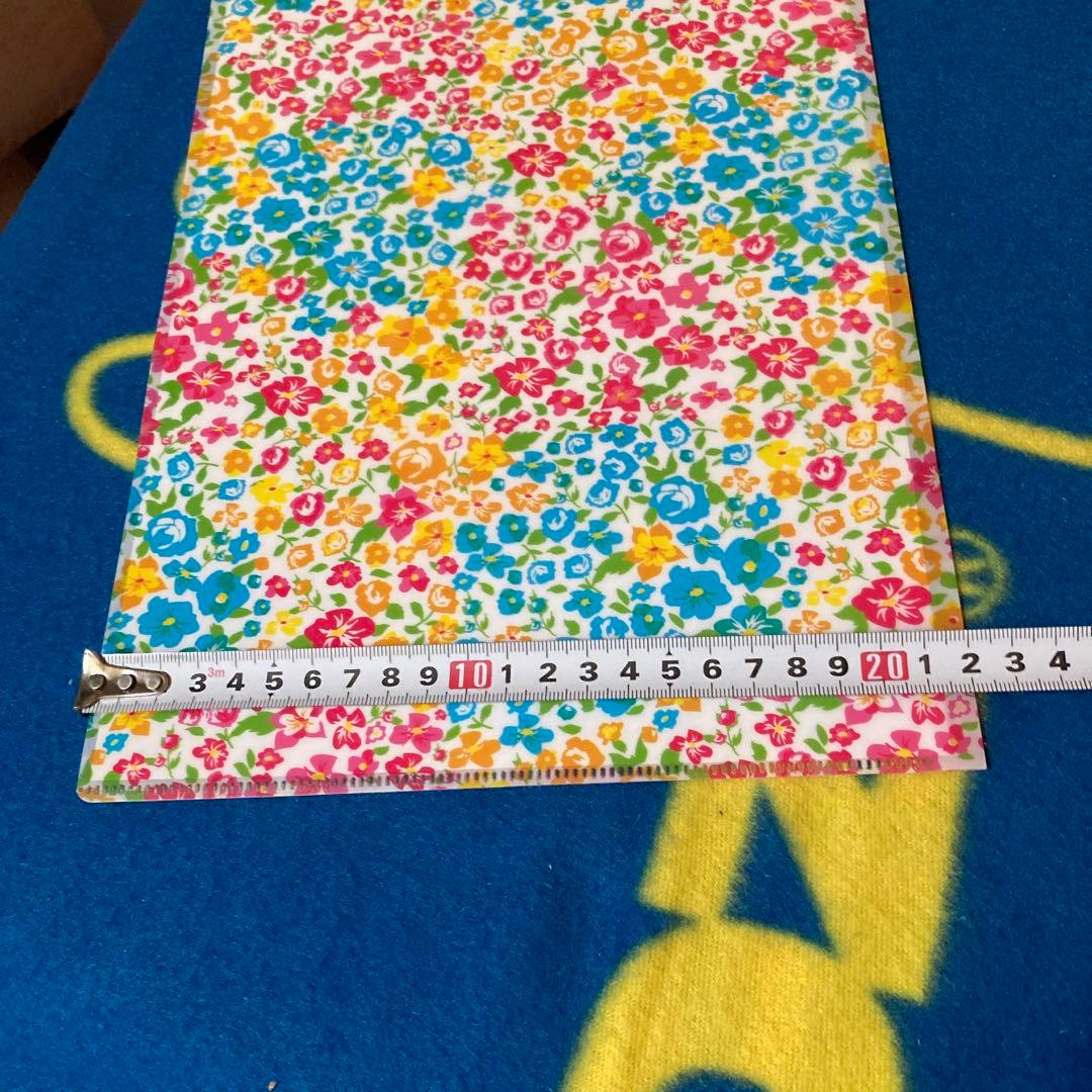 クリアファイル　花柄　新品未使用