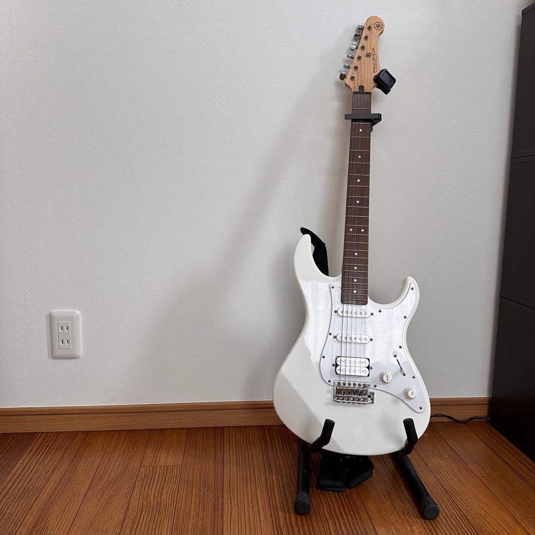 YAMAHA ヤマハ Pacifica パシフィカ 白 PAC012