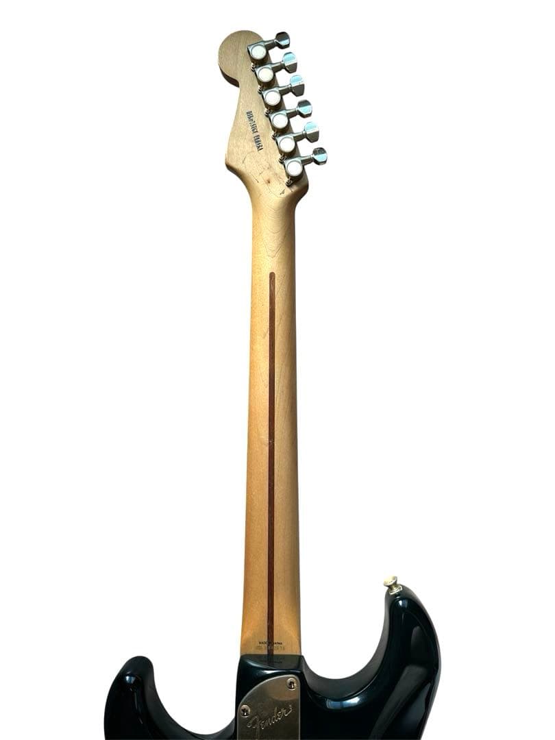 【週末限定セール！】エレキギター　Fender ストラトキャスター 純正ケース付