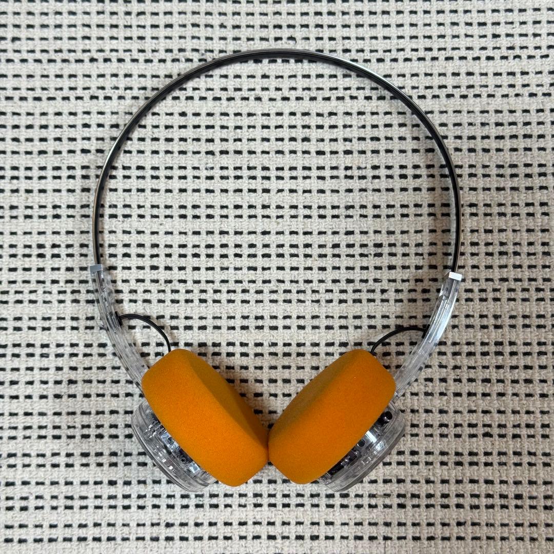 ヘッドホン Mondo by Defunc Freestyle Headphones