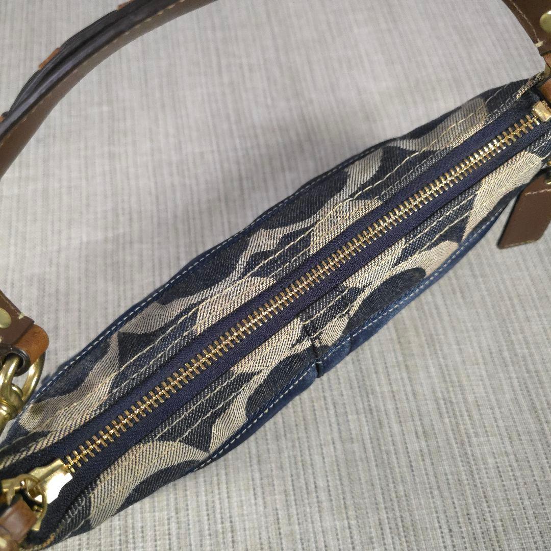 希少柄　コーチ　ソーホー　アクセサリーポーチ　ショルダーバッグ　シグネチャー