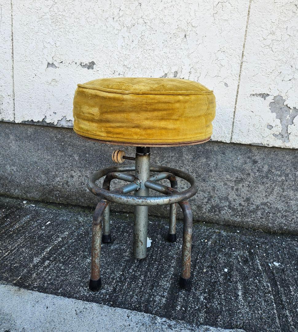 フランスヴィンテージ ベロアのスツール 丸椅子 回転イス アトリエ 工場