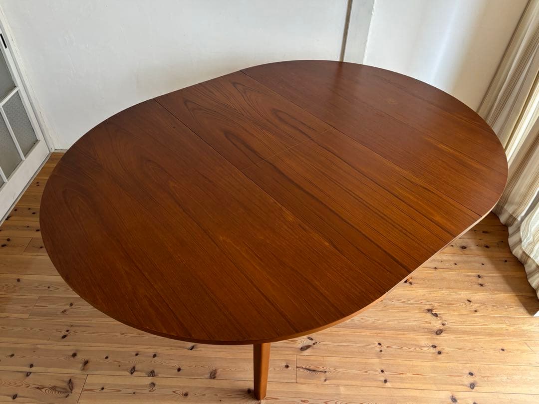 北欧ヴィンテージ　チーク　ラウンドエクステンションテーブル
