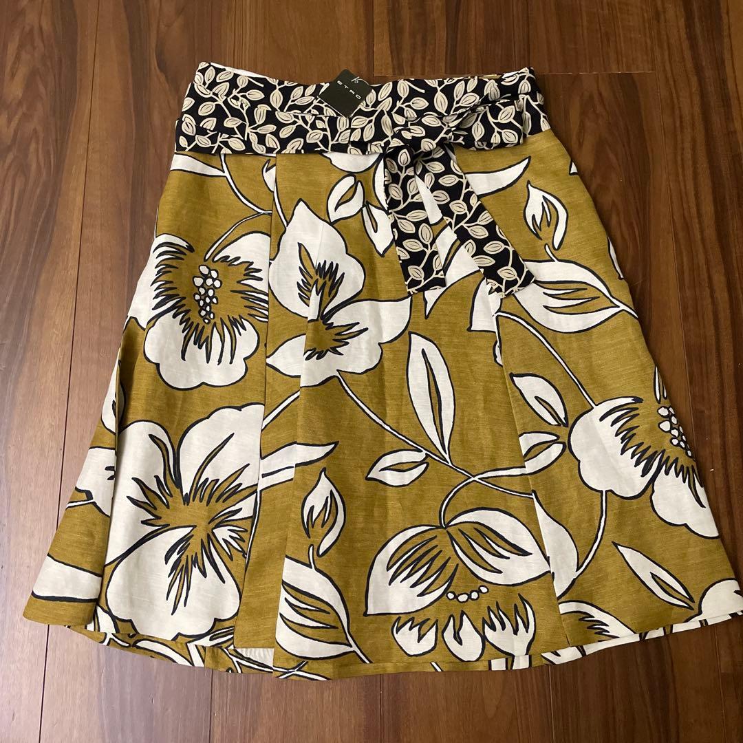 ETRO エトロ　フラワープリント フレアスカート　44サイズ