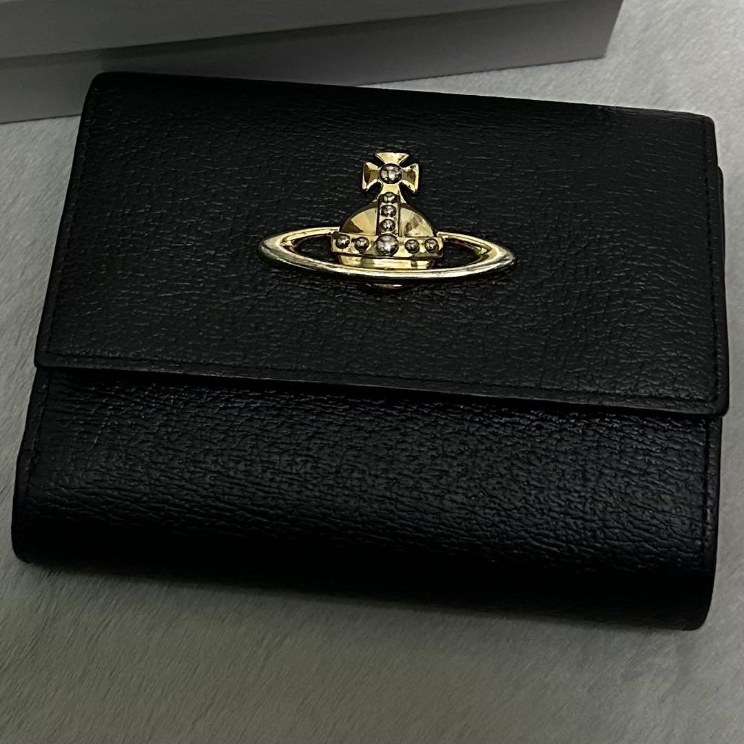 Vivienne westwood オーブロゴ　折り財布　ラウンドファスナー