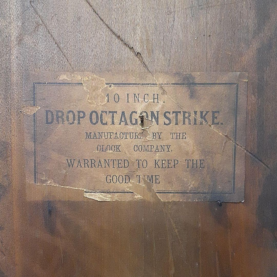 202 アンティーク　八角時計　ゼンマイ式時計