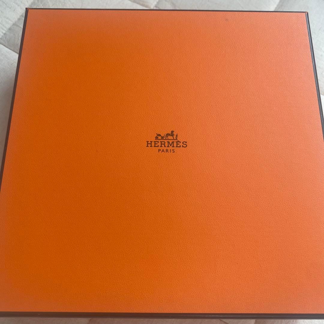 新品箱入りタグ付き　エルメス　ボディシャワジェルとタオル　セット