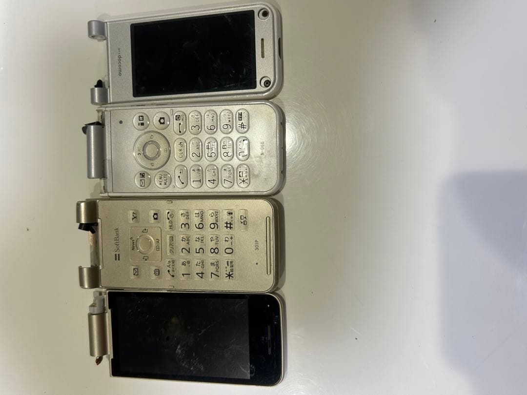 古い携帯電話39台 8台のAndroid ジャンク
