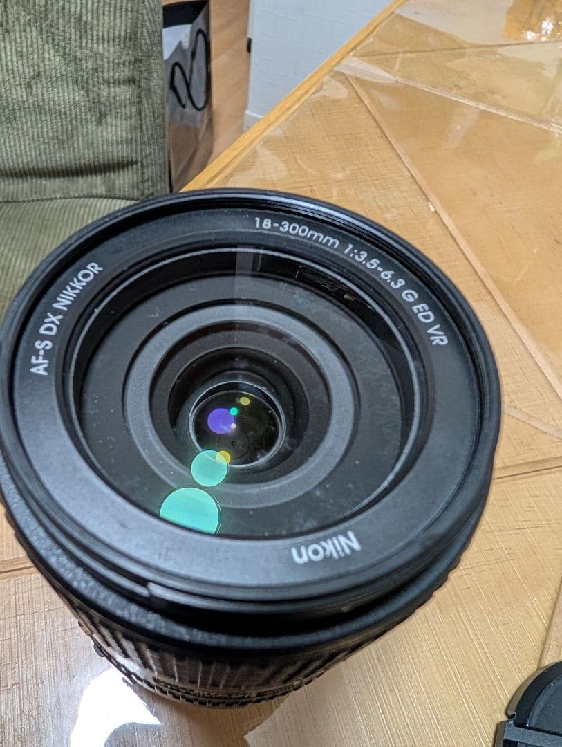 Nikon AF-S DX NIKKOR 18-300mm VR（おまけ付き）