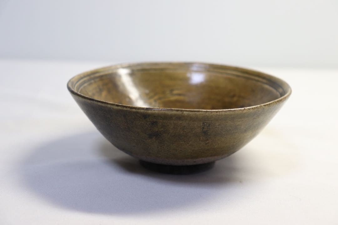 中国　飴釉魚紋碗　アンティーク　送料込み0902