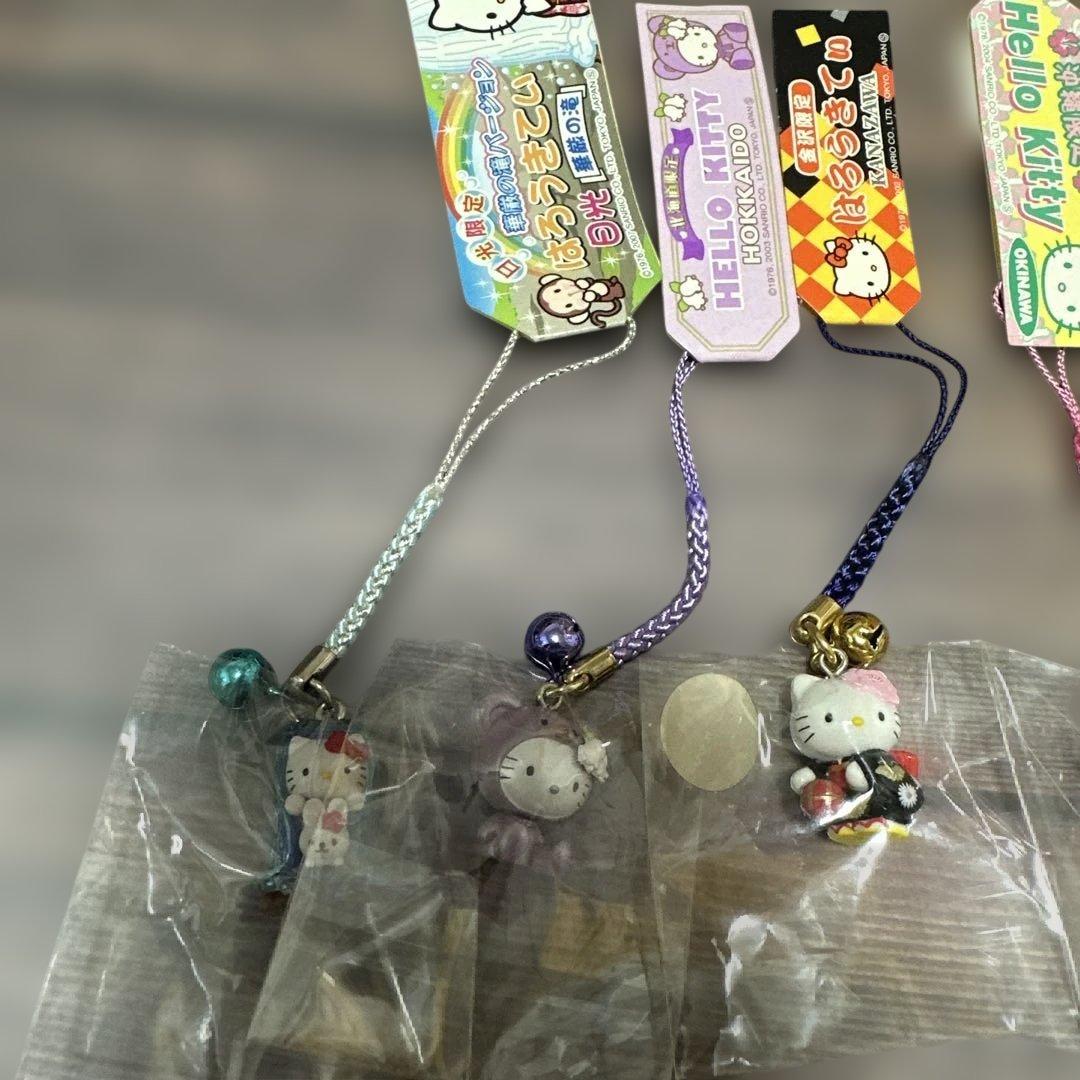 ご当地キティ ストラップ8個セット