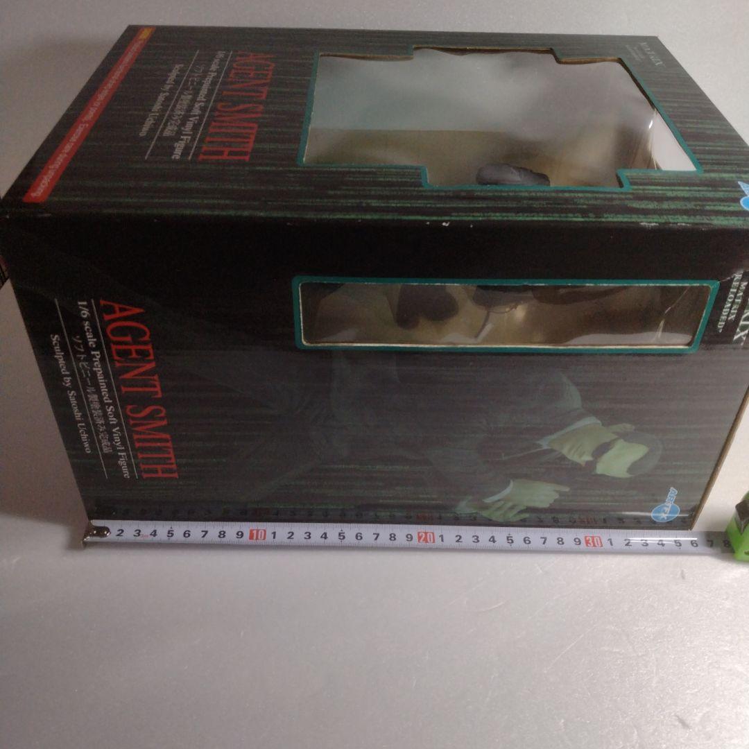 マトリックス　ネオ　エージェントスミス　フィギュア