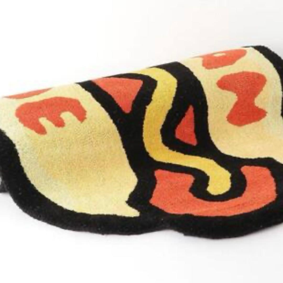 ヒューマンメイド　HOT DOG RUG LARGE ホットドッグ　ラグマット