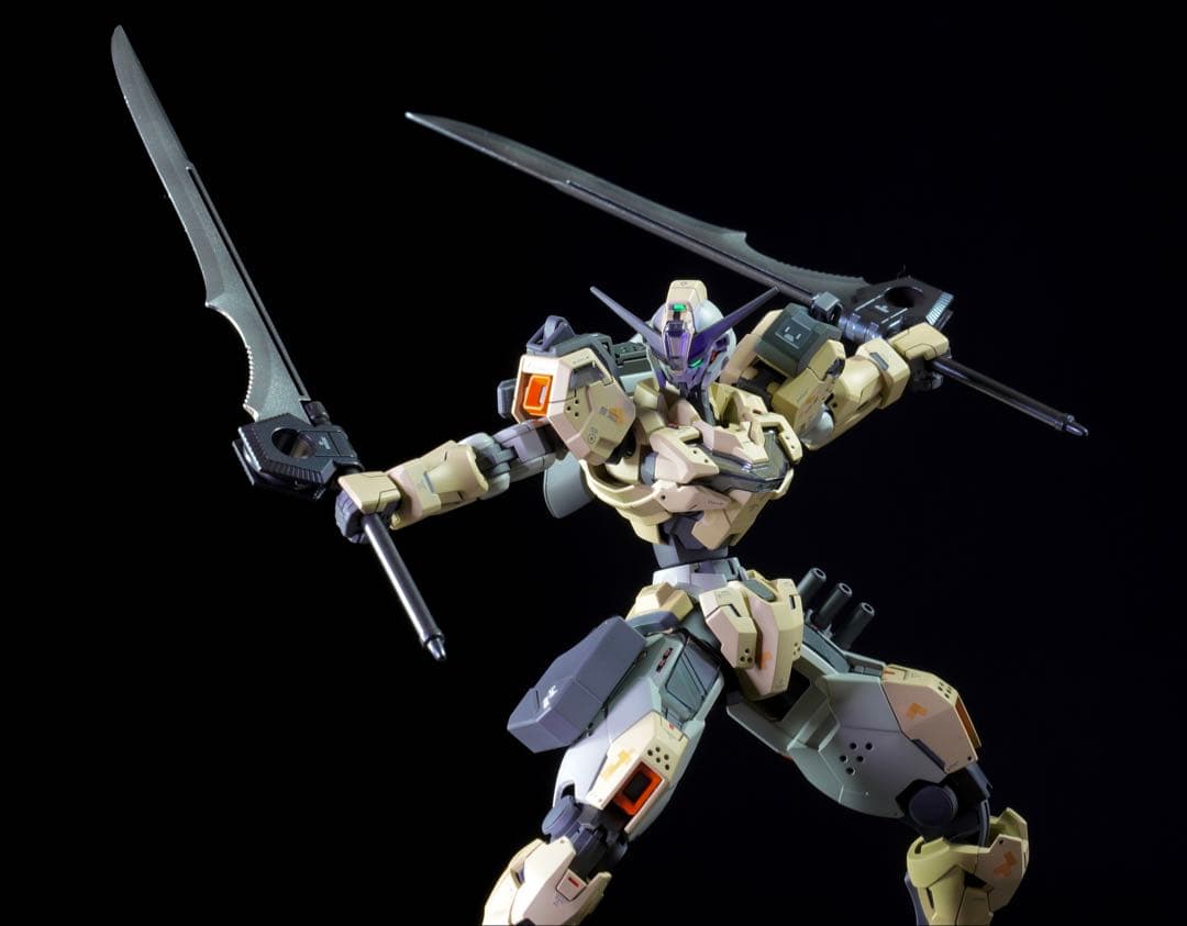 HG　陸戦型ガンダムキャリバーン【デザート迷彩カラー】 完成品　全塗装