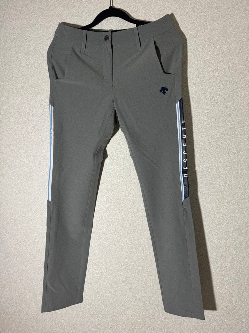 極美品DESCENTE GOLF レディースパンツ S グレー