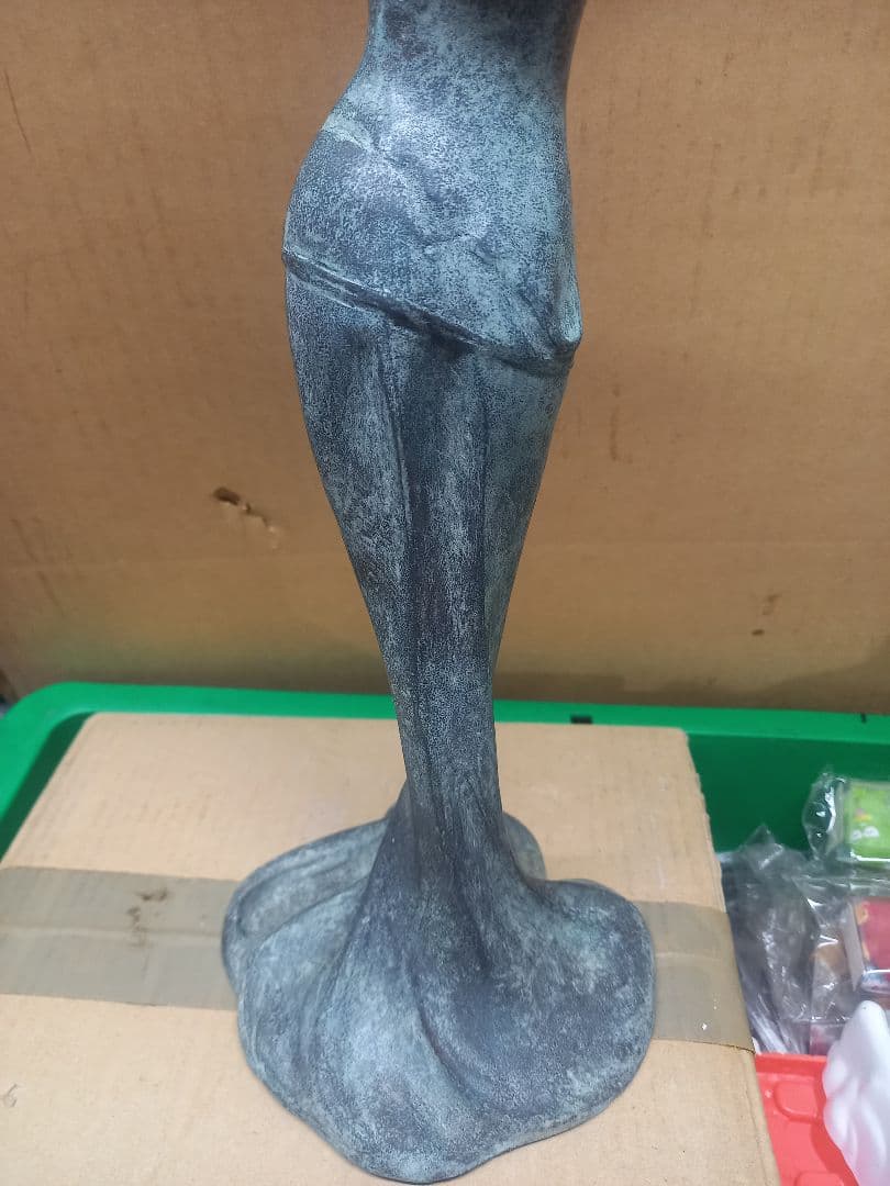 アールヌーボー風女性フィギュア 約30cm