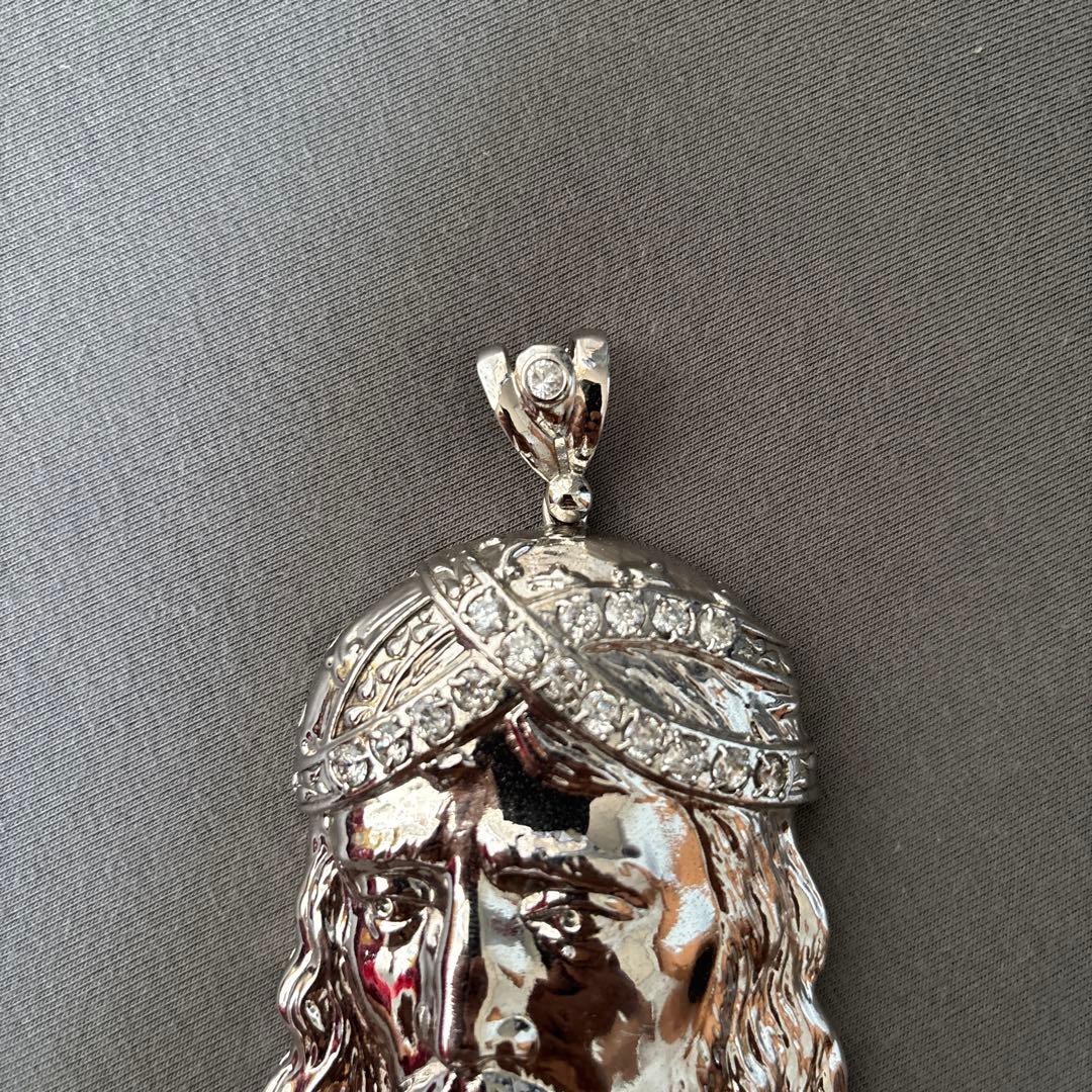 キリストの顔 メタルペンダント