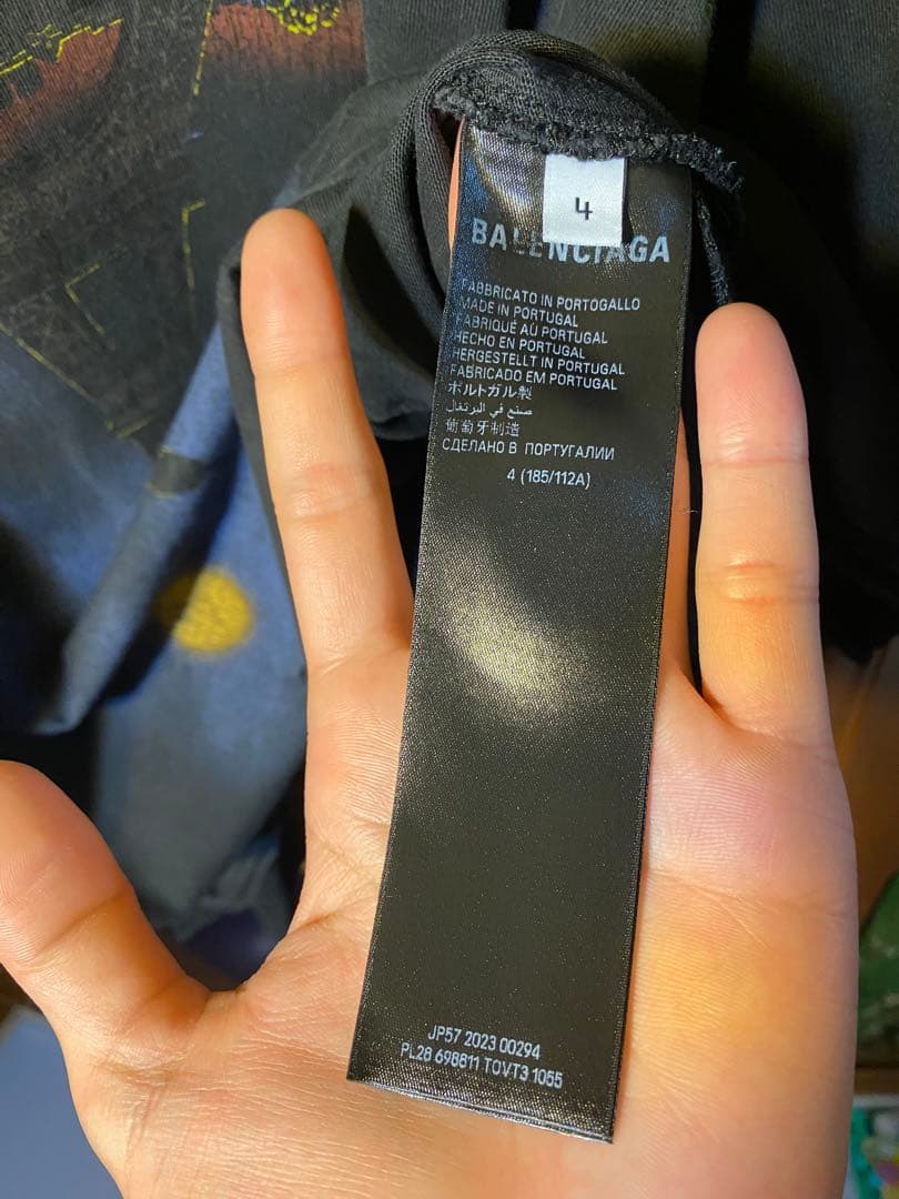 バレンシアガ　tシャツ