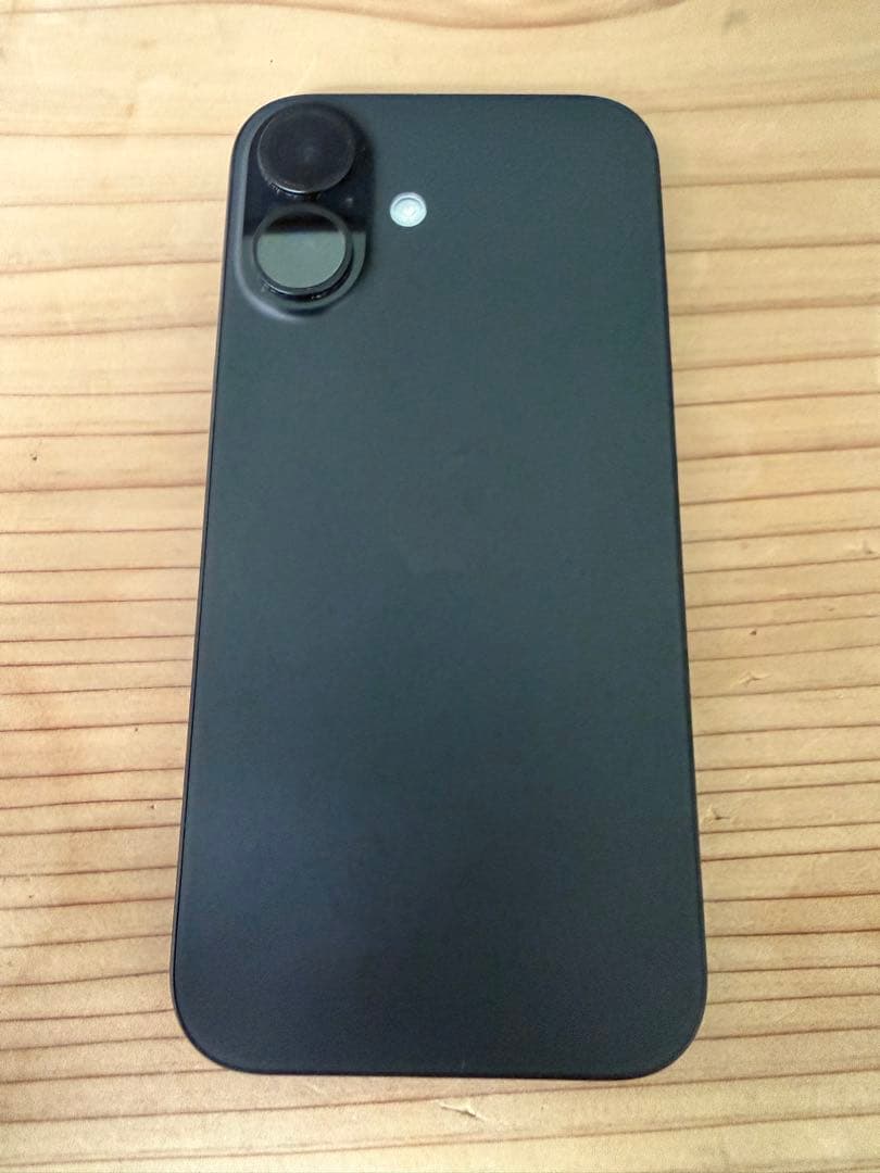 iPhon16 128GB（コメントお待ちしております）