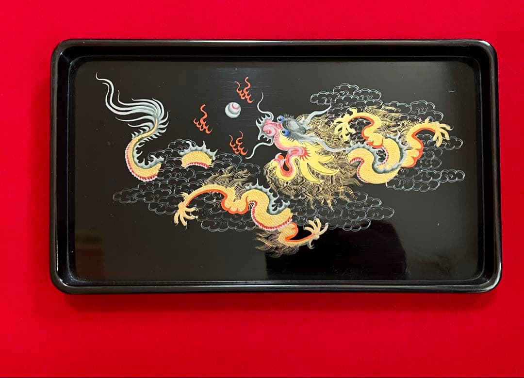 中国美術 龍吐珠紋樣 漆器 木製 漆塗り お盆 角盆 茶托盤4枚セット