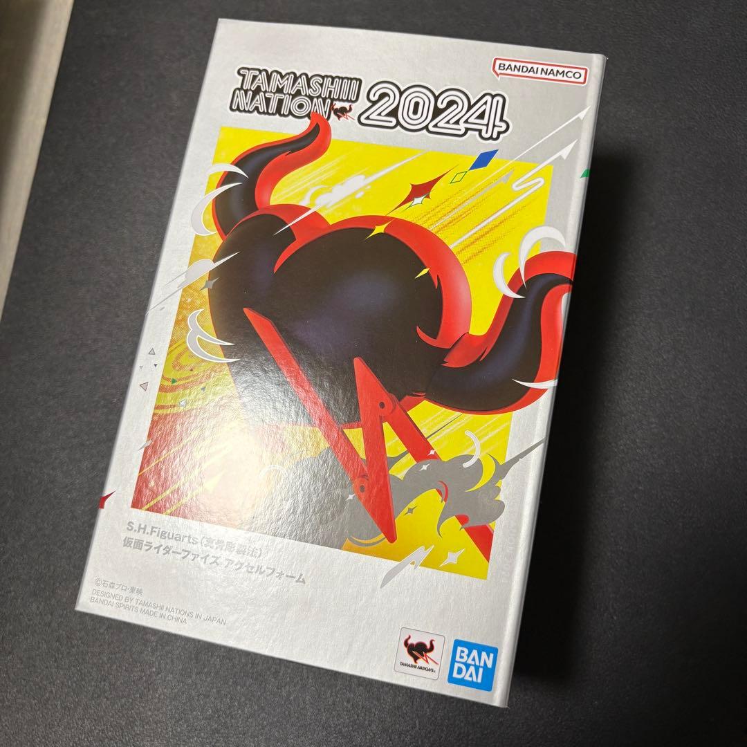 真骨彫製法 仮面ライダーファイズ アクセルフォーム フィギュアーツ