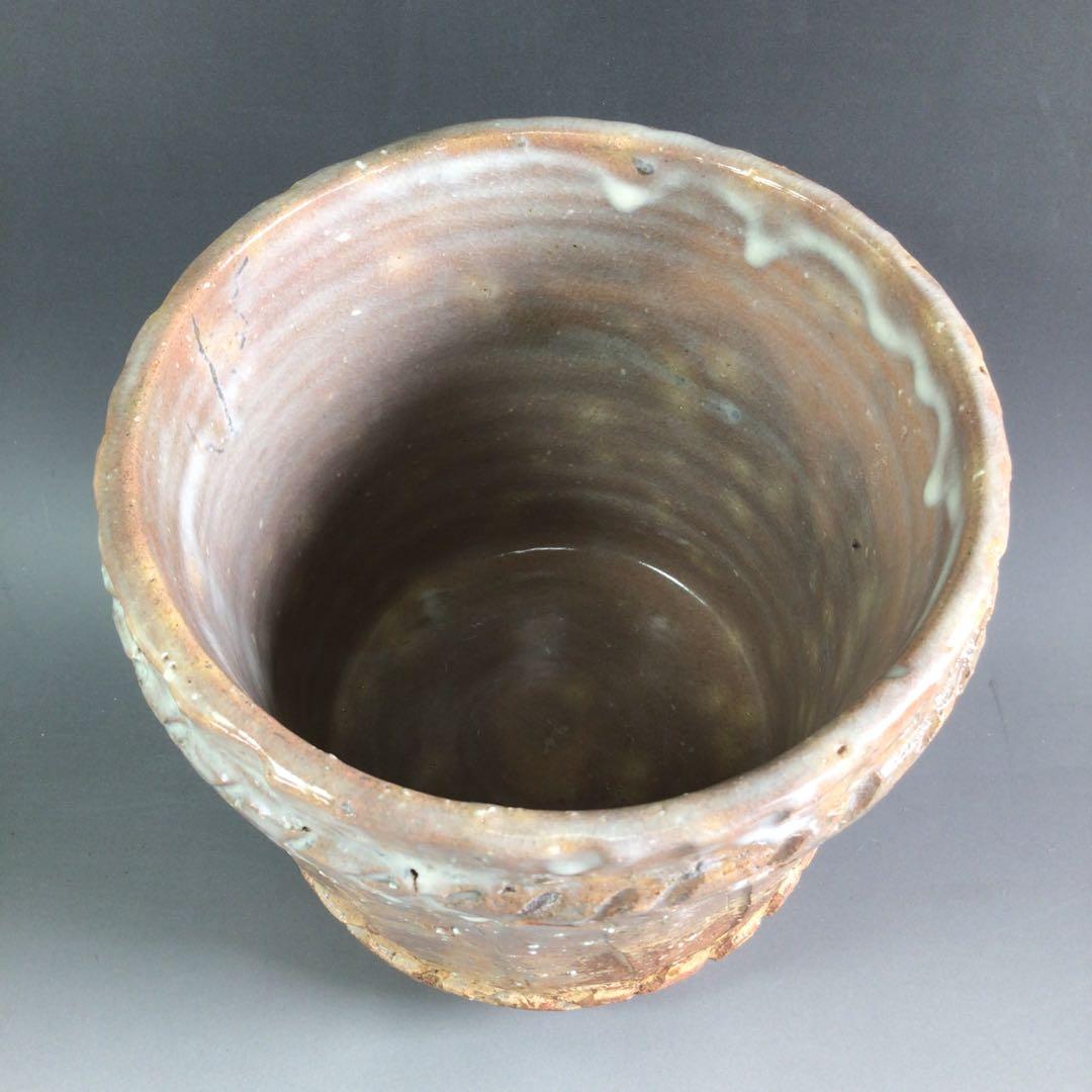 Ｒ６６　水指　『萩焼』『蓮光山　守繁栄徹造』『樽形水指』　共箱　茶道具