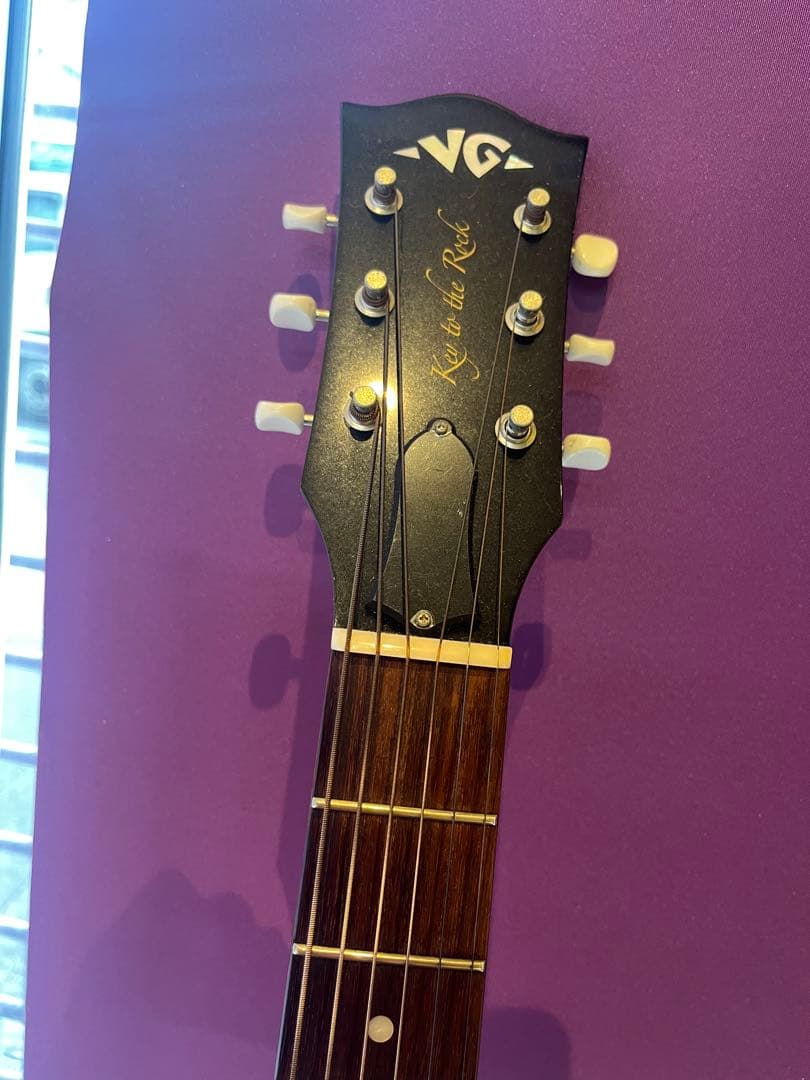 VG Key tm the rockアコースティックギター