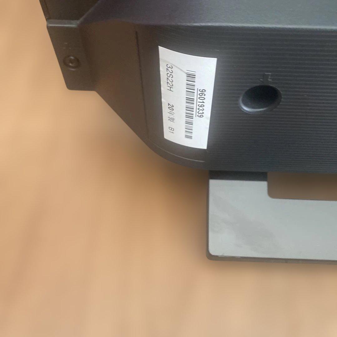 【送料無料】TOSHIBA 液晶テレビ　32S22H