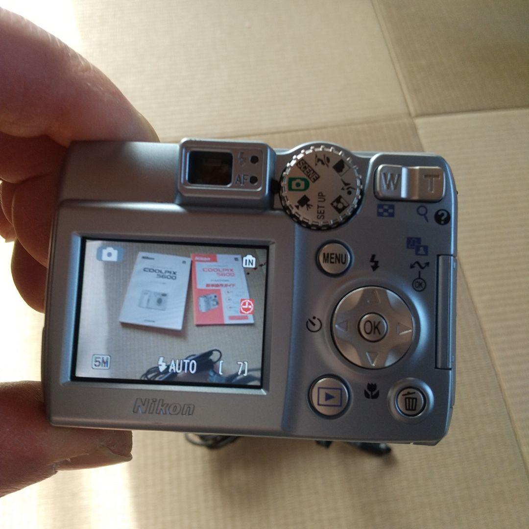 Nikon COOLPIX 5600 コンパクトデジタルカメラ