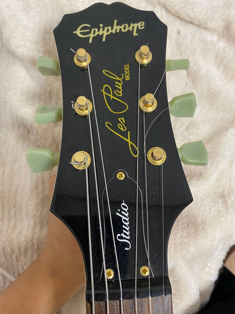 Epiphone レスポールスタイル エレキギター アイボリー