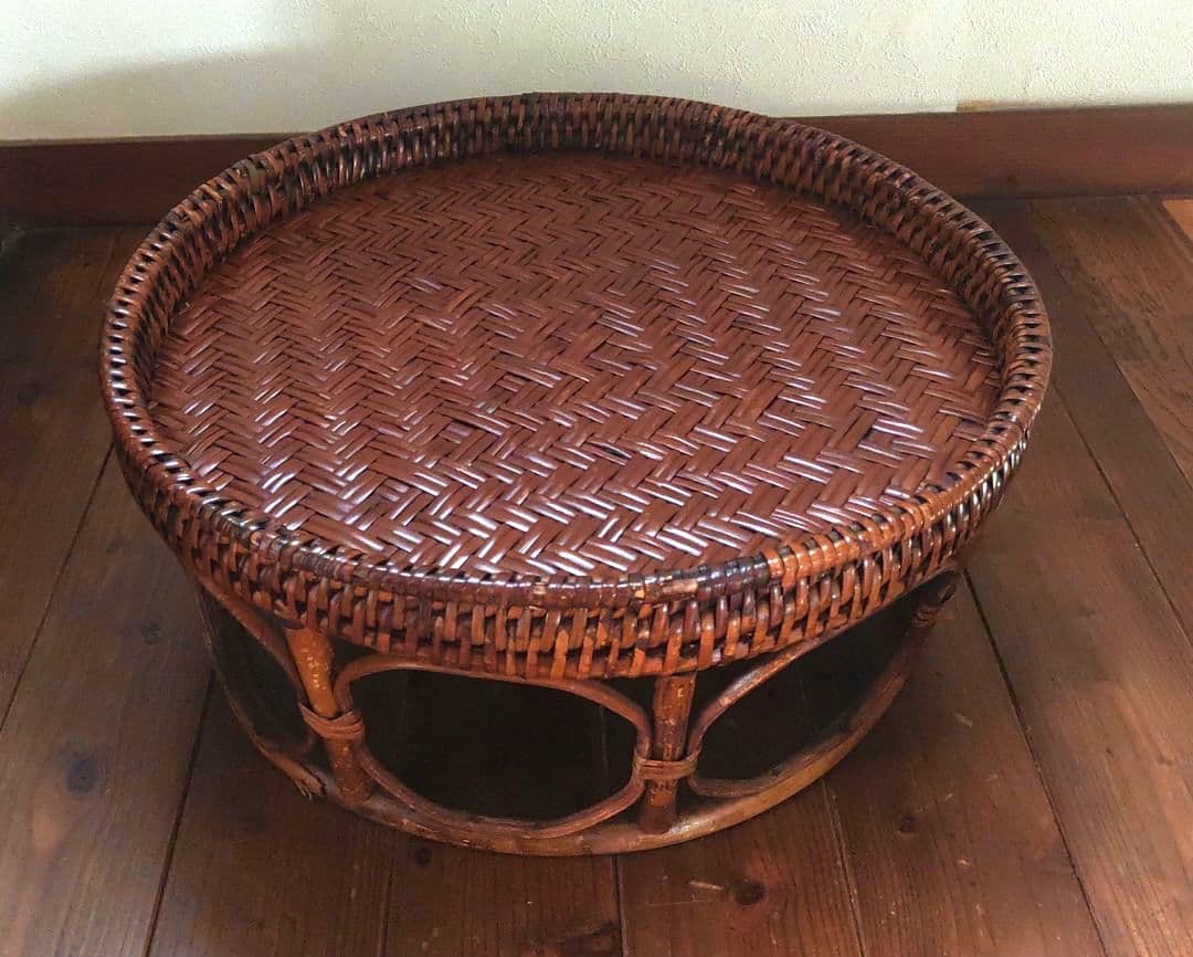 カントークテーブル　籐ラタンローテーブル　直径約46㎝×高さ約20㎝　重さ約1㎏