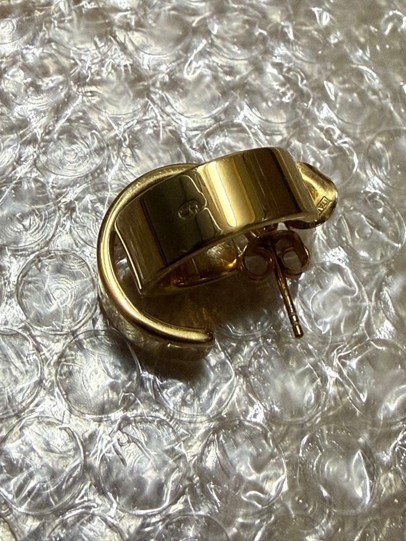 MM6 MAISON MARGIELA マルジェラ　フープピアス　ゴールド