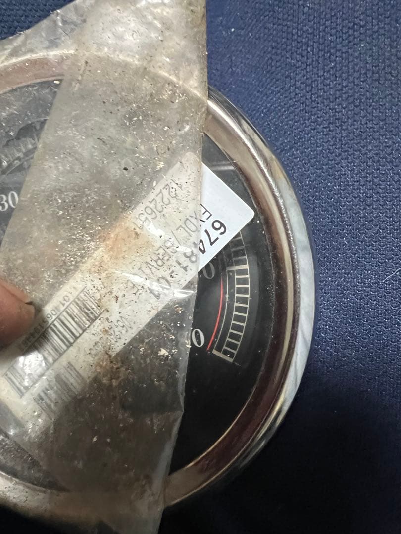 ハーレーダイナ　純正タコメーター　長期保管未使用品