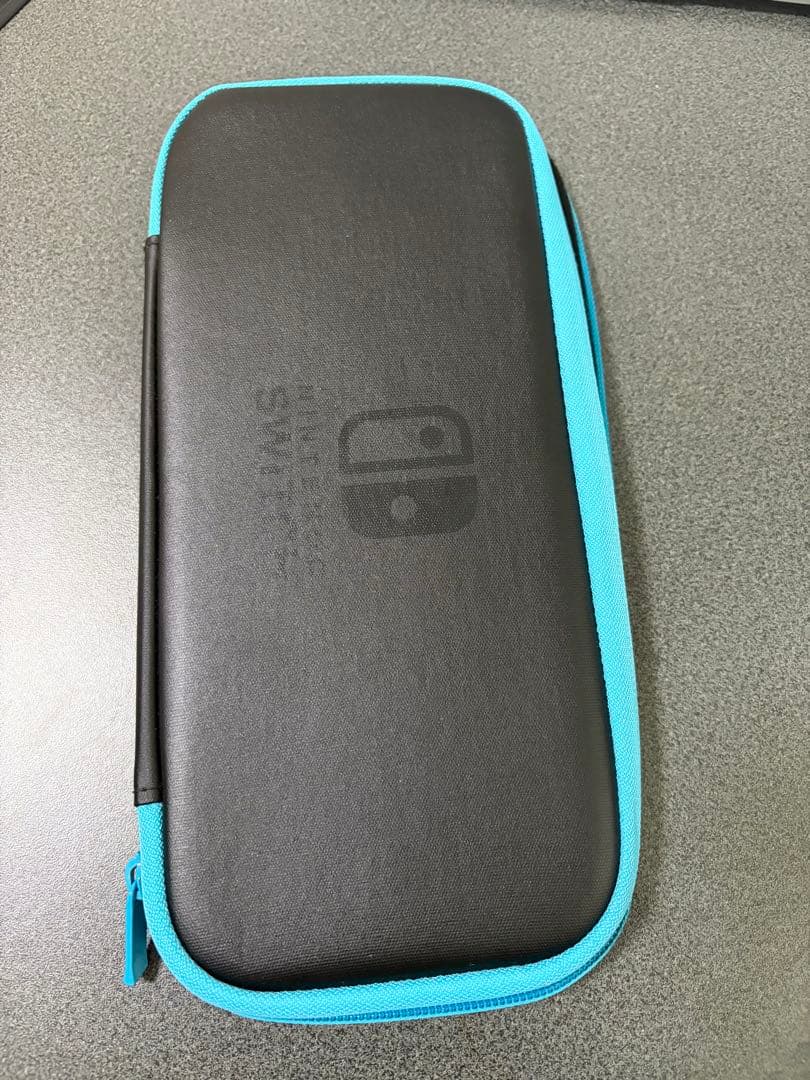 Nintendo Switch 本体 + Joy-Con + ケース