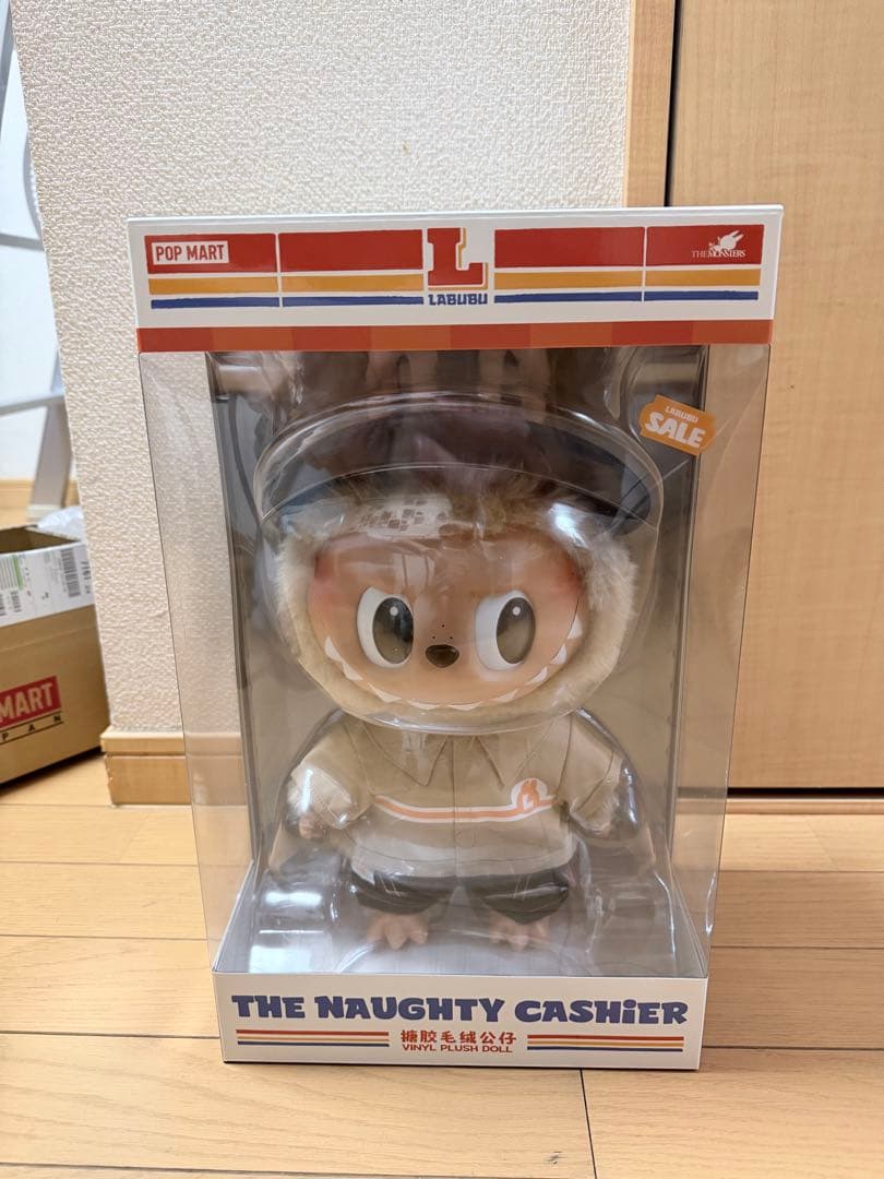 THE NAUGHTY CASHIER らぶぶ　labubu