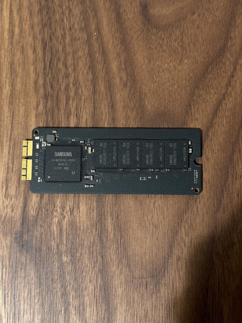 Apple純正 SSD SAMSUNG 1TB 中古動作品