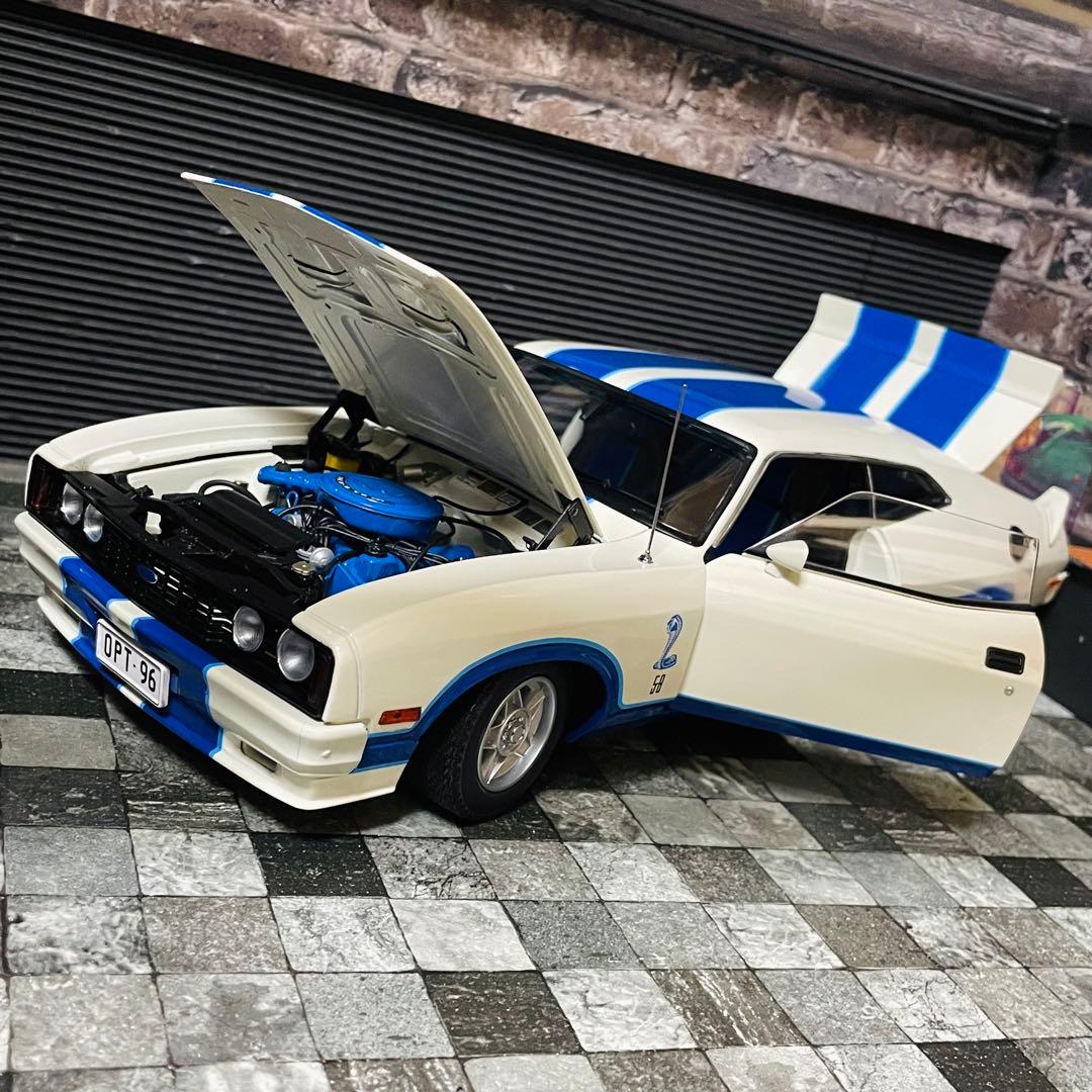 国内未入荷 1/18 CC フォード XC ファルコン コブラ オプション96