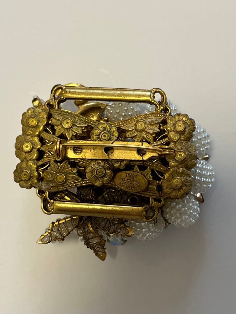 大幅値下げ‼️ スタンレー・ハグラーのブローチ