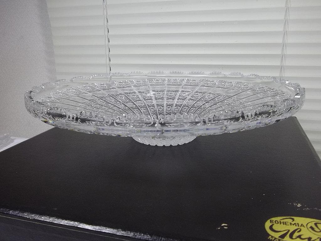 ボヘミアガラス 飾り皿 大皿 直径35cm ボヘミアンガラス ボヘミアングラス