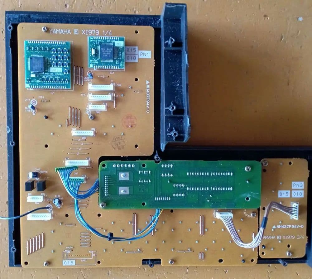 YAMAHA　Electone　EL-87 リズム・テンポ操作部とその基板