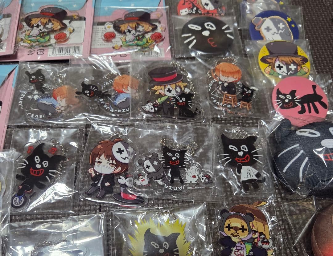 ○top4 グッズまとめ売り 35点